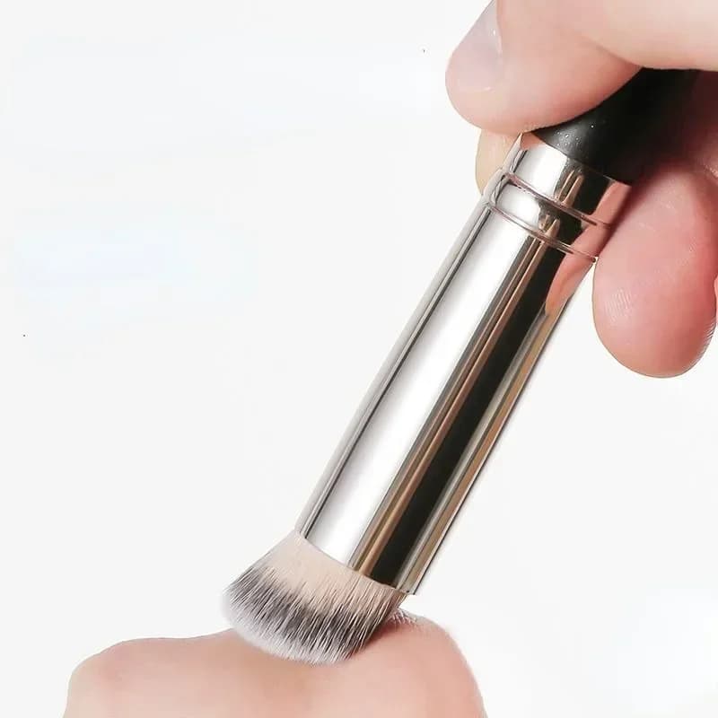 Premium Foundation & Concealer Makeup Brush – Dense Face Blending, Contour & Blush Brush