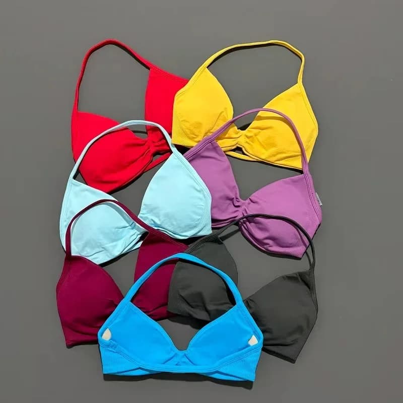 Women’s Strappy Sports Bra – High Support Seamless Workout Top with Scrunch Push-Up Design